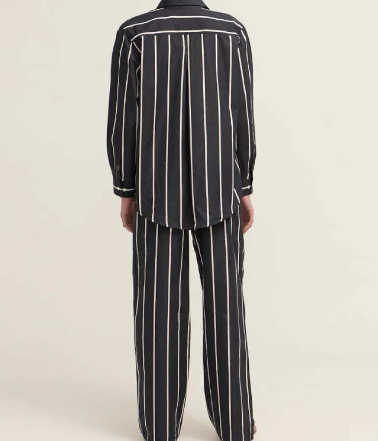 Tops-Yaitte Buoy Shirt in Black and Tofu