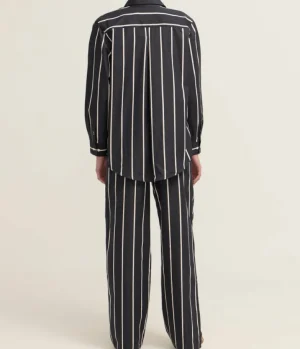Tops-Yaitte Buoy Shirt in Black and Tofu