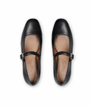 Flat Shoes-Le Monde Beryl Classic Mary Jane in Black Leather
