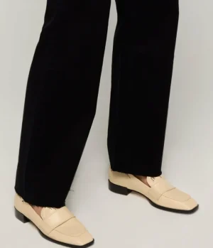 Flat Shoes-Aeyde Julie Nappa Loafer in Creamy