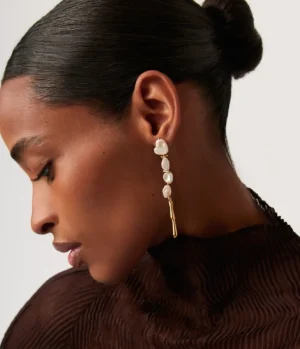 Jewellery | Earrings-Missoma Keshi Pearl Sculptural Drop Earrings in Gold